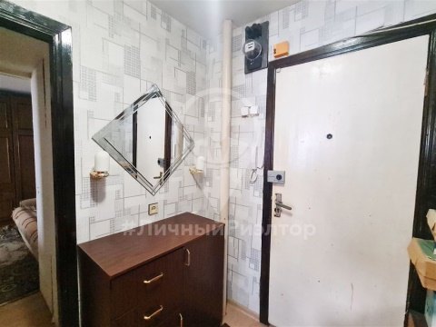 2-к квартира, 2/9 эт., 52м²