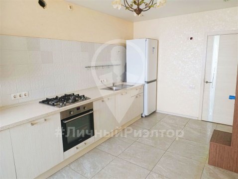 2-к квартира, 16/17 эт., 81м²