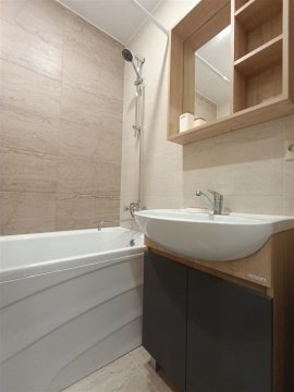 2-к квартира, 2/3 эт., 54м²