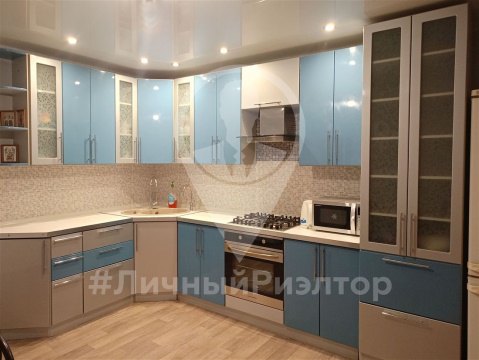 3-к квартира, 1/10 эт., 96м²
